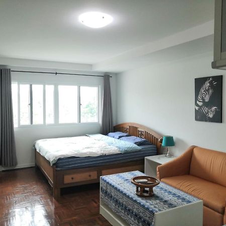 7 Pool Condo Opposite The Train Station Near Old City And Nimman Чіангмай Екстер'єр фото